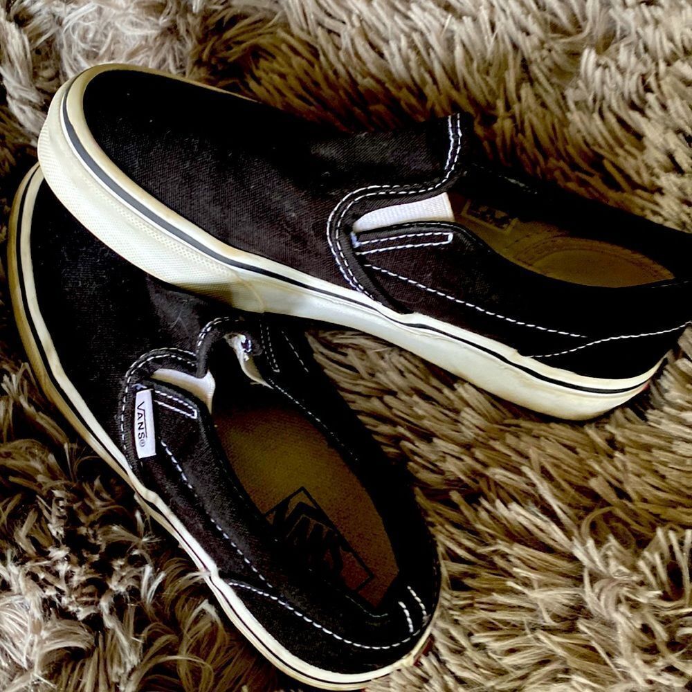 Vans Asher Black white slip ons kids shoes